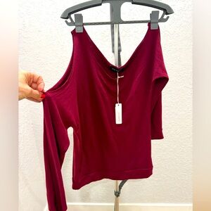 Six-Fifty off the shoulder top (wine color)